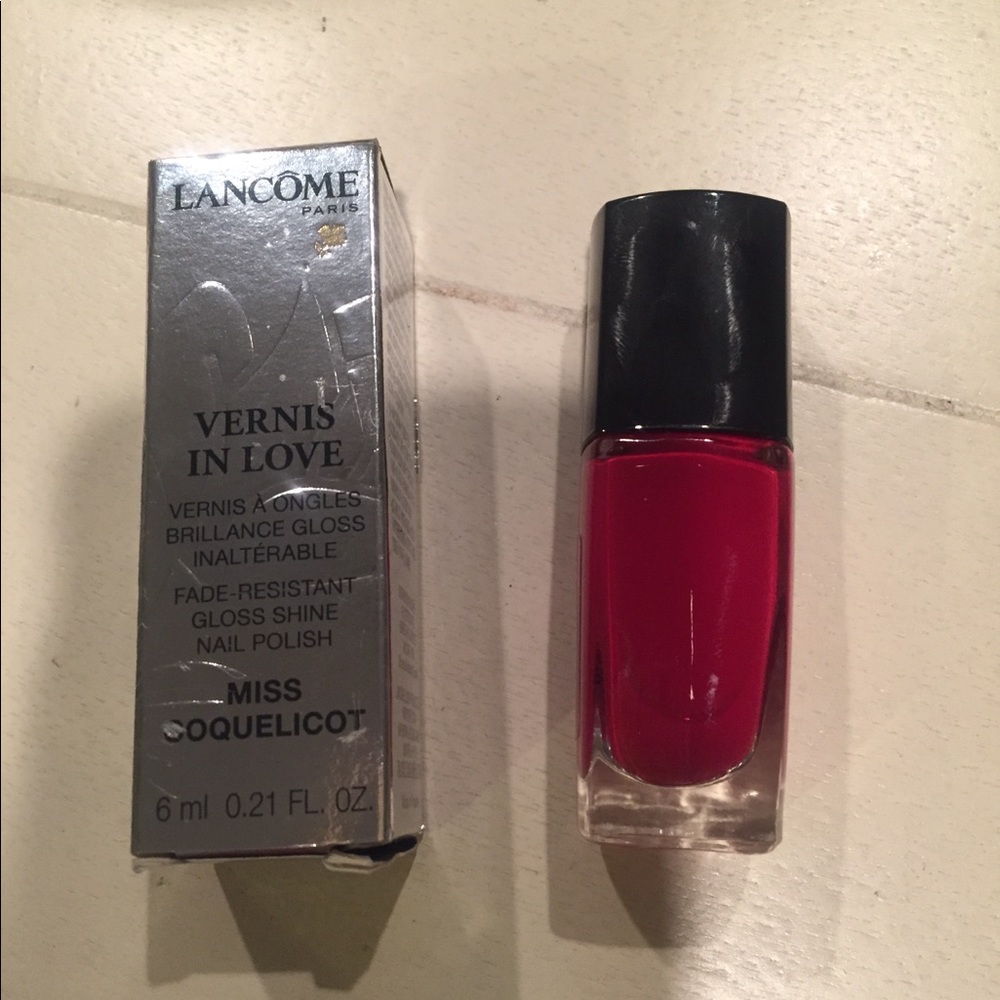 NEW! Lancôme Red Nail Polish Shade 154 M